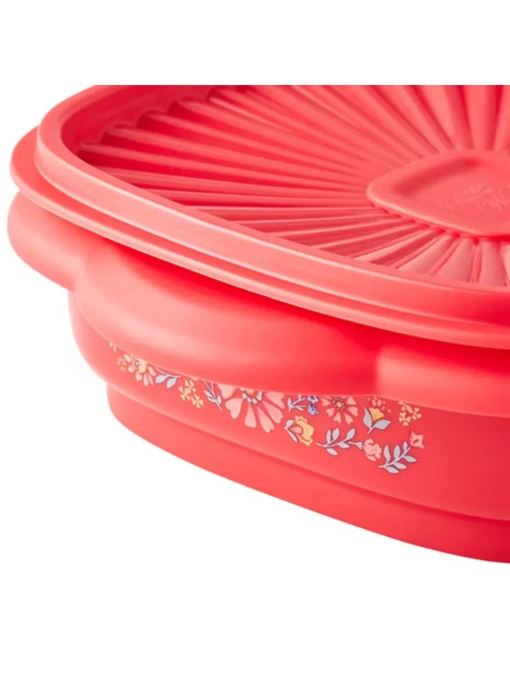The Pioneer Woman Home Red 3-Cup Capacity Plastic Food Storage Lid Container